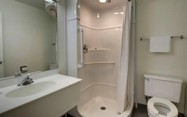 Rodeway Inn Fort Smith I-40