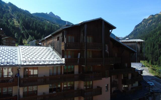 Lou Services Apartment CHAV43 LSI 001