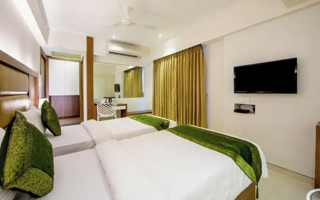 Hotel Laxvas- The Business Hotel