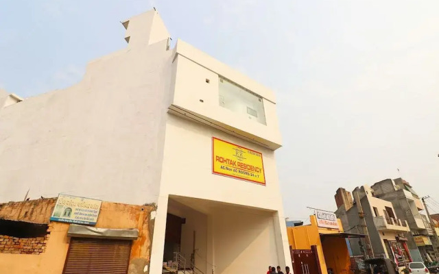 Rohtak Residency By OYO Rooms