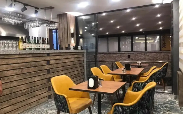 musk hostel