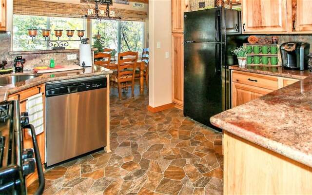 Fawnskin Pines-1844 by Big Bear Vacations