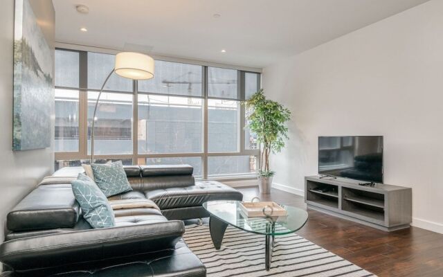 Contemporary Apartments by Barsala