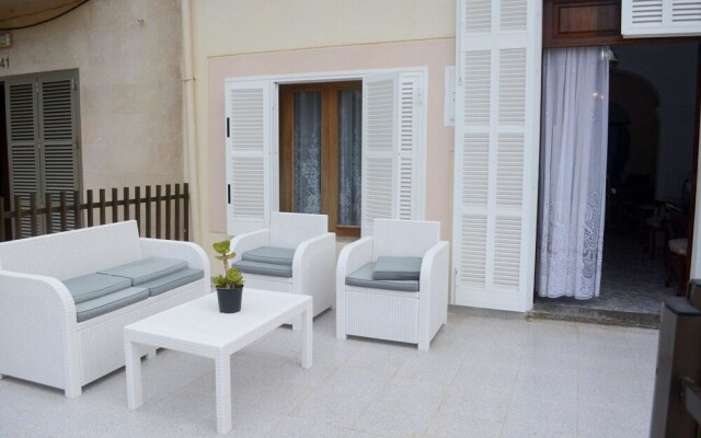 House With 2 Bedrooms in Can Picafort, With Wonderful City View, Furni