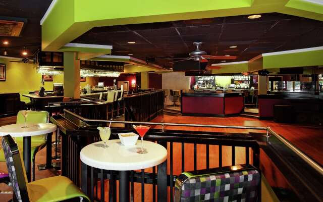 DoubleTree by Hilton Richmond - Midlothian