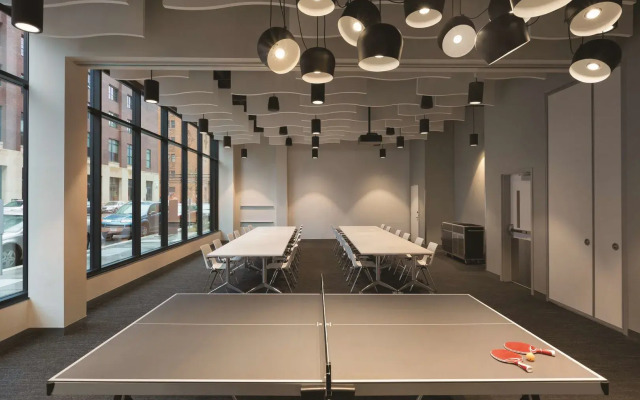 Radisson RED Minneapolis Downtown