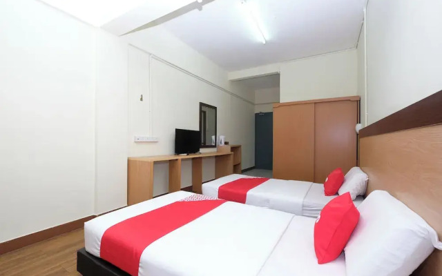 OYO 1105 Hotel 75