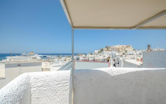 Naxos Center Houses