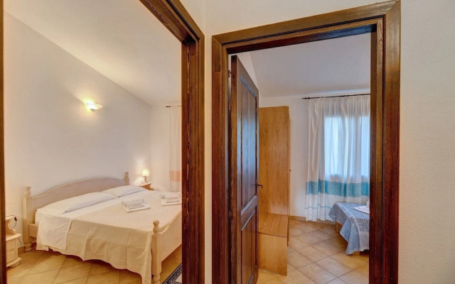 "the Fantastic Residenza Badus 1 Bedroom Apartment Sleeps 4 No0811m"