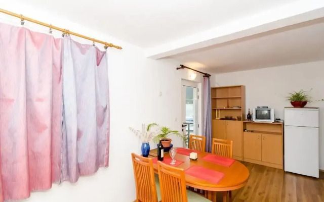 Apartments Ereš Žuronja