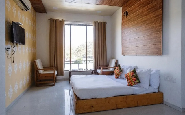 Rudraksh Inn