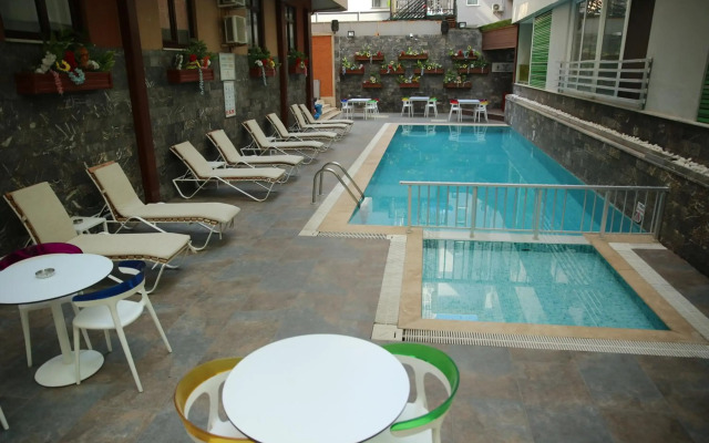 Saray Apart Hotel