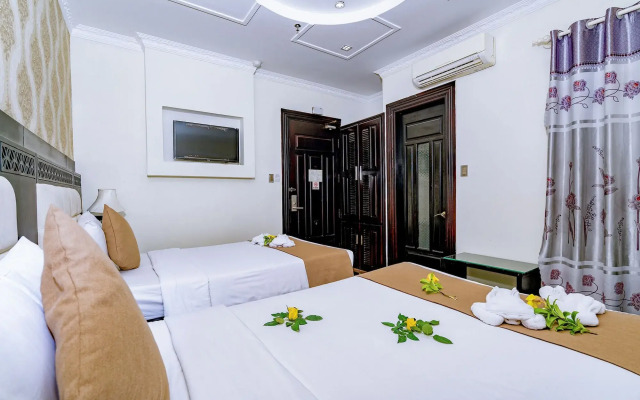 Adina Hotel