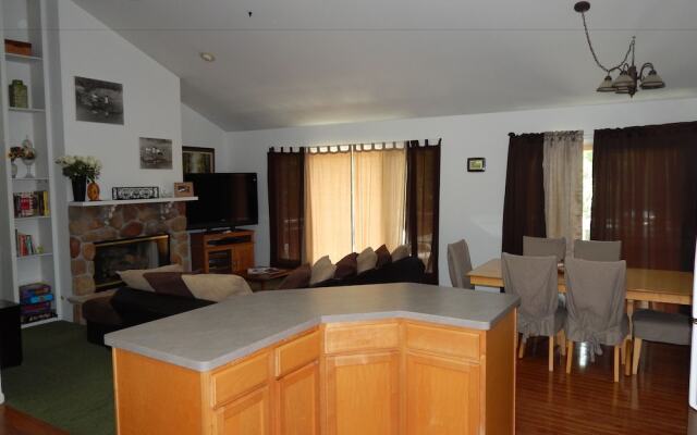 House on Cemetery Ridge