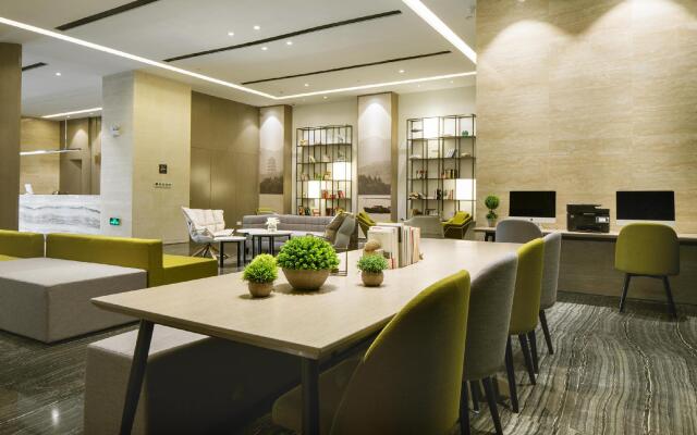 Atour Hotel Binjiang Binwen Road Hangzhou