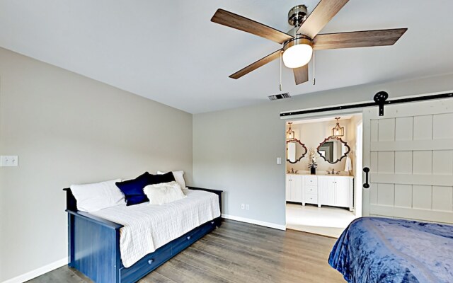 Zilker Zen - 3 Br Home
