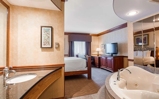 Best Western Parkway Inn & Conference Centre