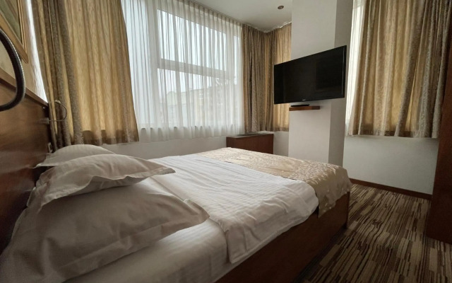 Hotel Bistrik City Center