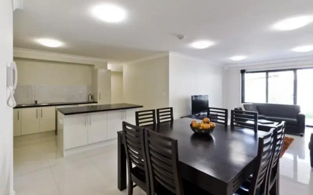Astina Serviced Apartments - Central