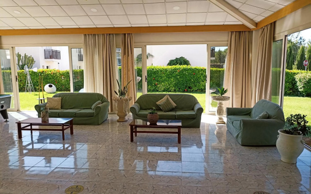 Mandalena Hotel Apartments