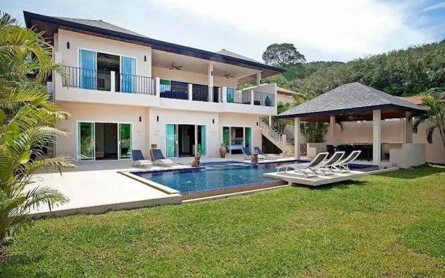 Villa Yok Kiao 6 Bed Staffed Property with Your Own Cook