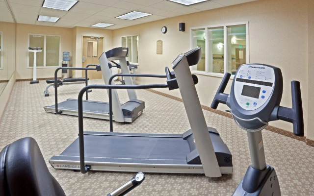 Holiday Inn Express & Suites Lacey – Olympia by IHG
