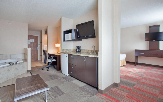 Holiday Inn Express Hotel & Suites Beatrice by IHG