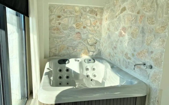 Kali Thea Suites