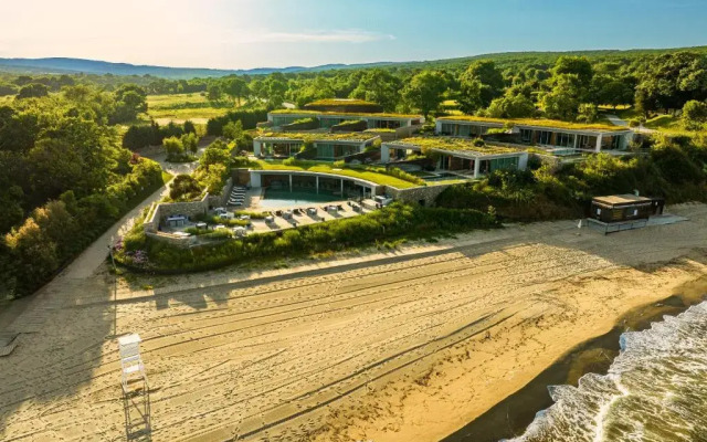 Vaya Beach Resort	