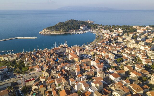 Apartments Makarska