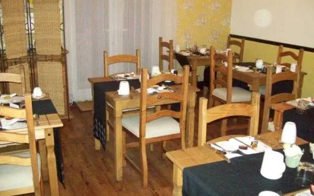 Fifth Milestone Cottage - B&B