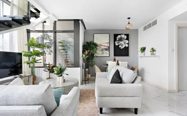 Silkhaus Al Raha Lofts 2