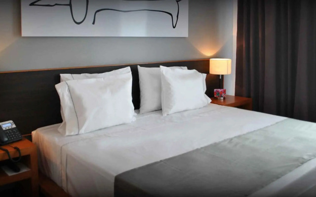 Hotel y Tú