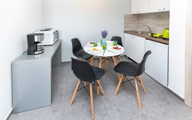 Jonathan City Apartments