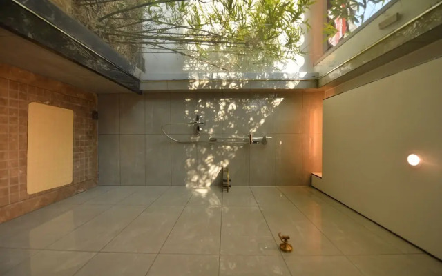 Jingcui Huanyi Hotel