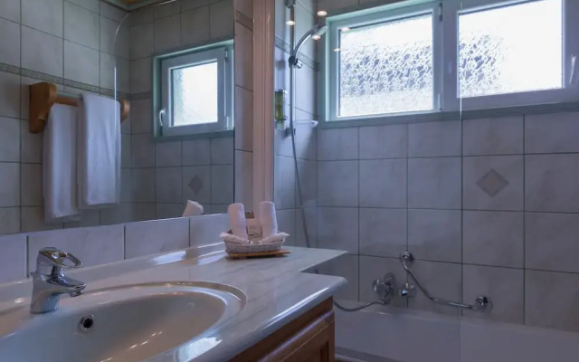 Chalet-Hotel Le Labrador, The Originals Relais