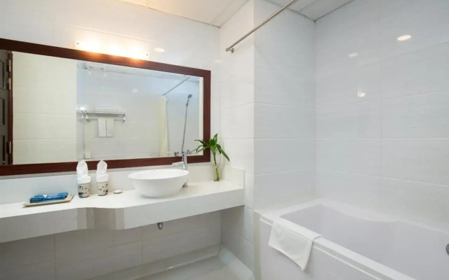 Serene Boutique  & Spa