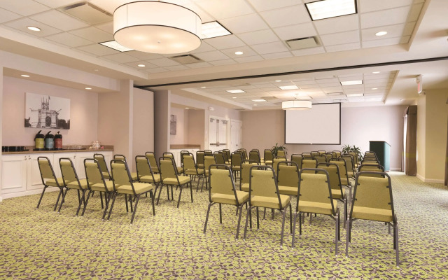 Hilton Garden Inn Akron Canton Airport