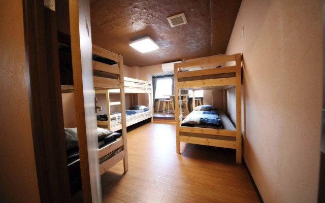 Tokyo House Inn