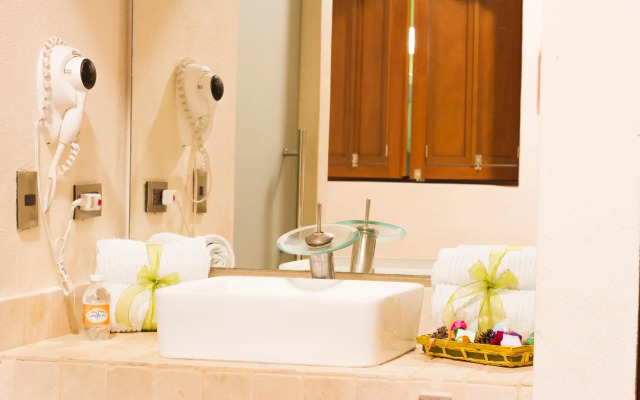 Monte Leon Hotel
