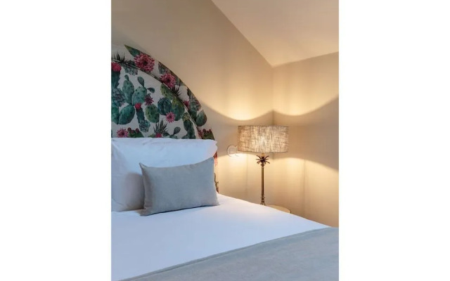 Dear Lisbon -Valmor Palace