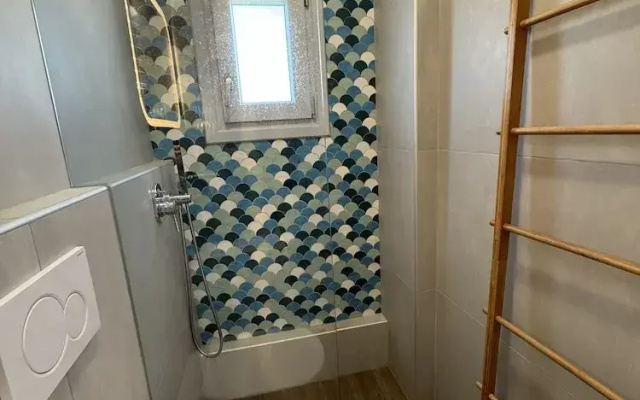 Sunshine Bay Suites
