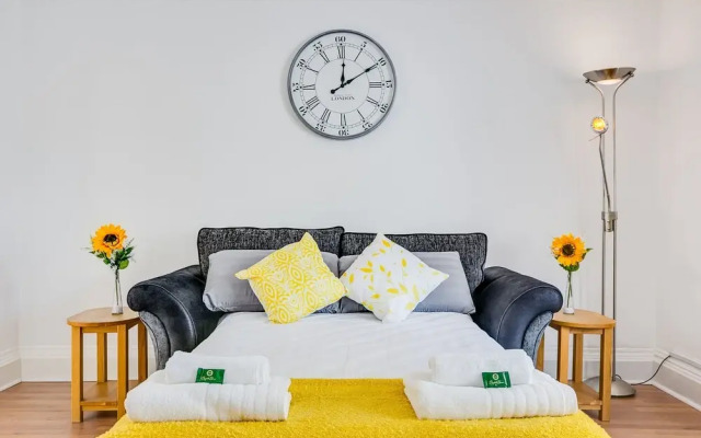 Super Central Hotel Style Ensuite Bedroom #3