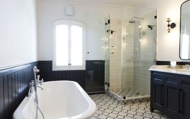 Arambrook Boutique Hotel