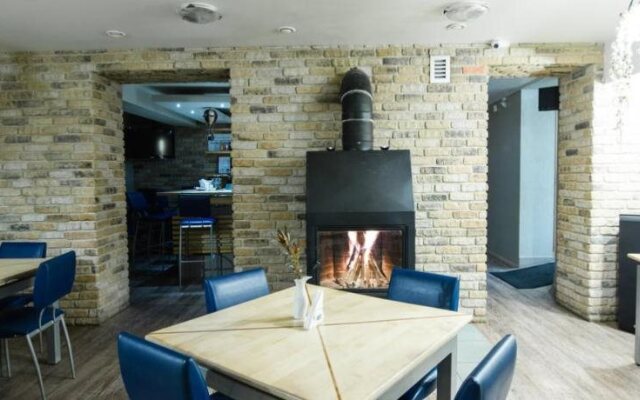 Hotel Audenis