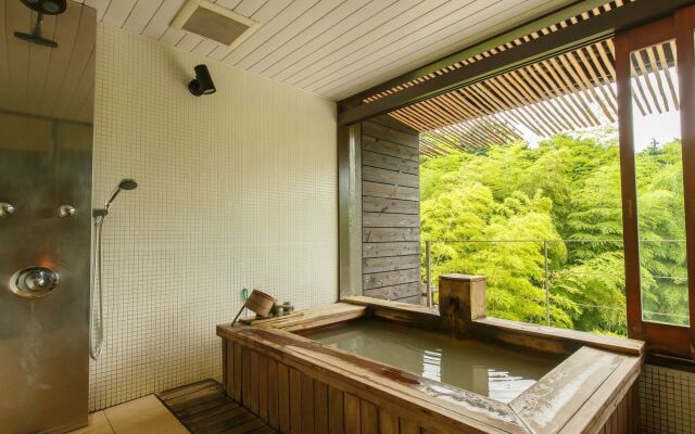 Kinnotake Sengokuhara - Adult Only