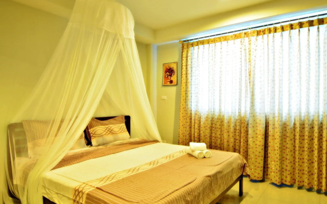 Be Rich Hotel