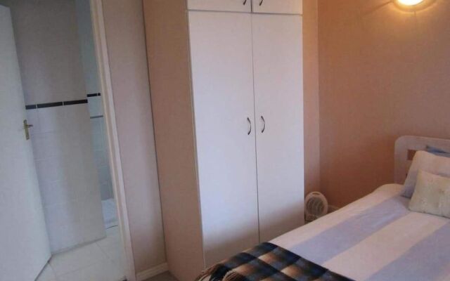 Two Owls Guest House