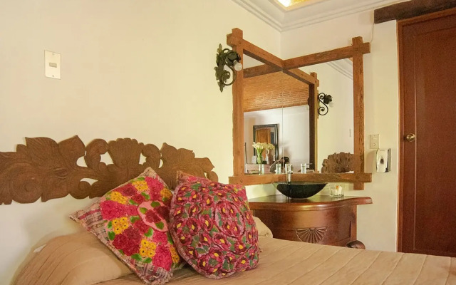 Naif Boutique Hotel