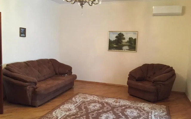 3h komnatnaja Kvartira v Novom Afone